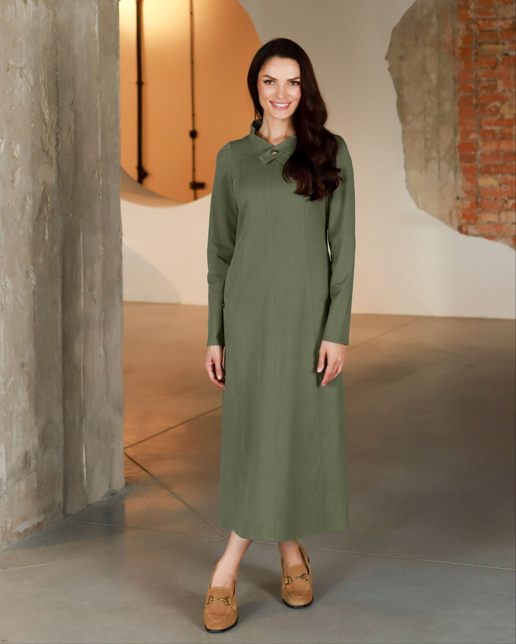 Lega midi suknelė "Francesca Olive Grey"