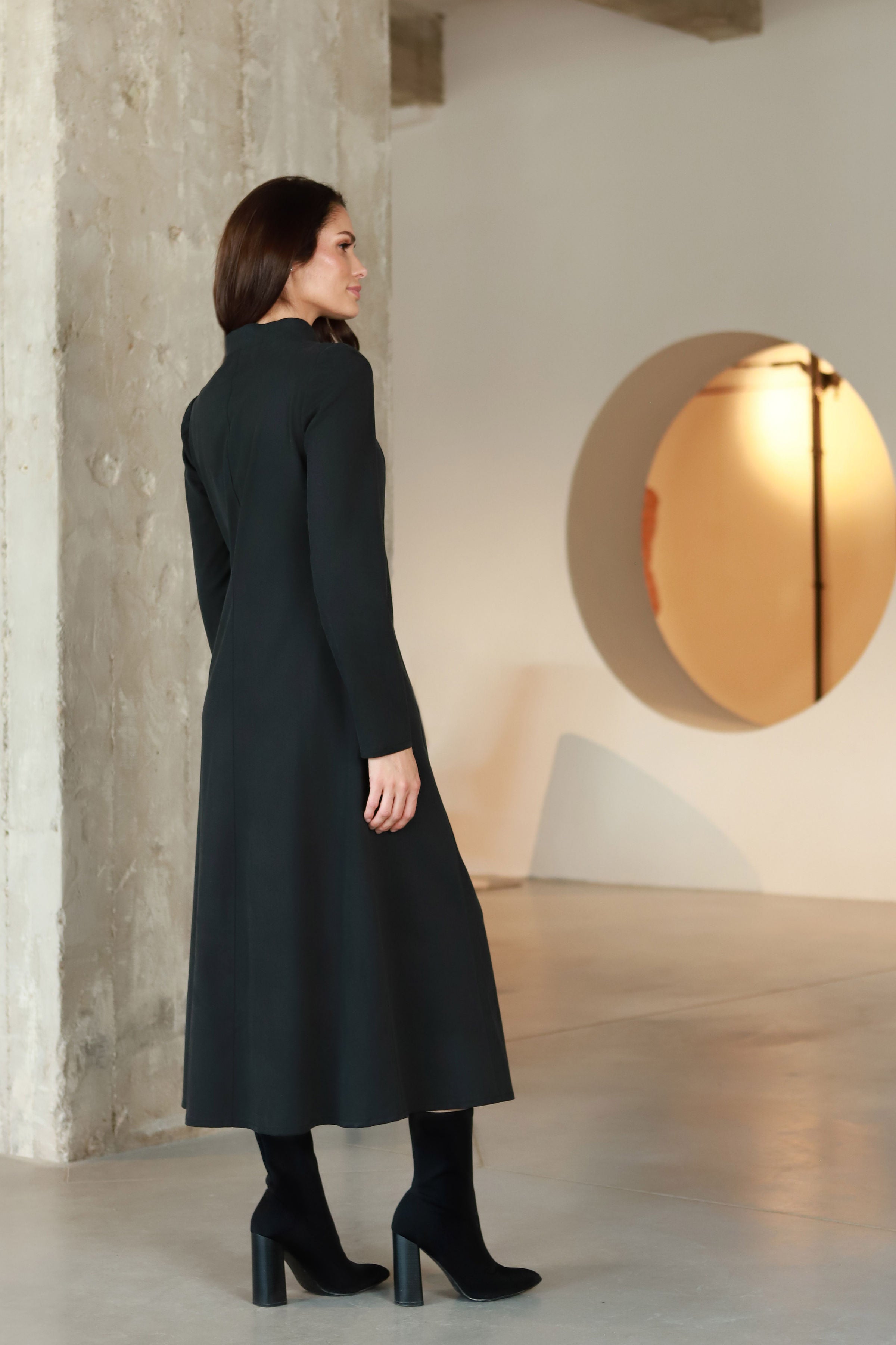 Lega midi suknelė "Francesca Graphite Black"