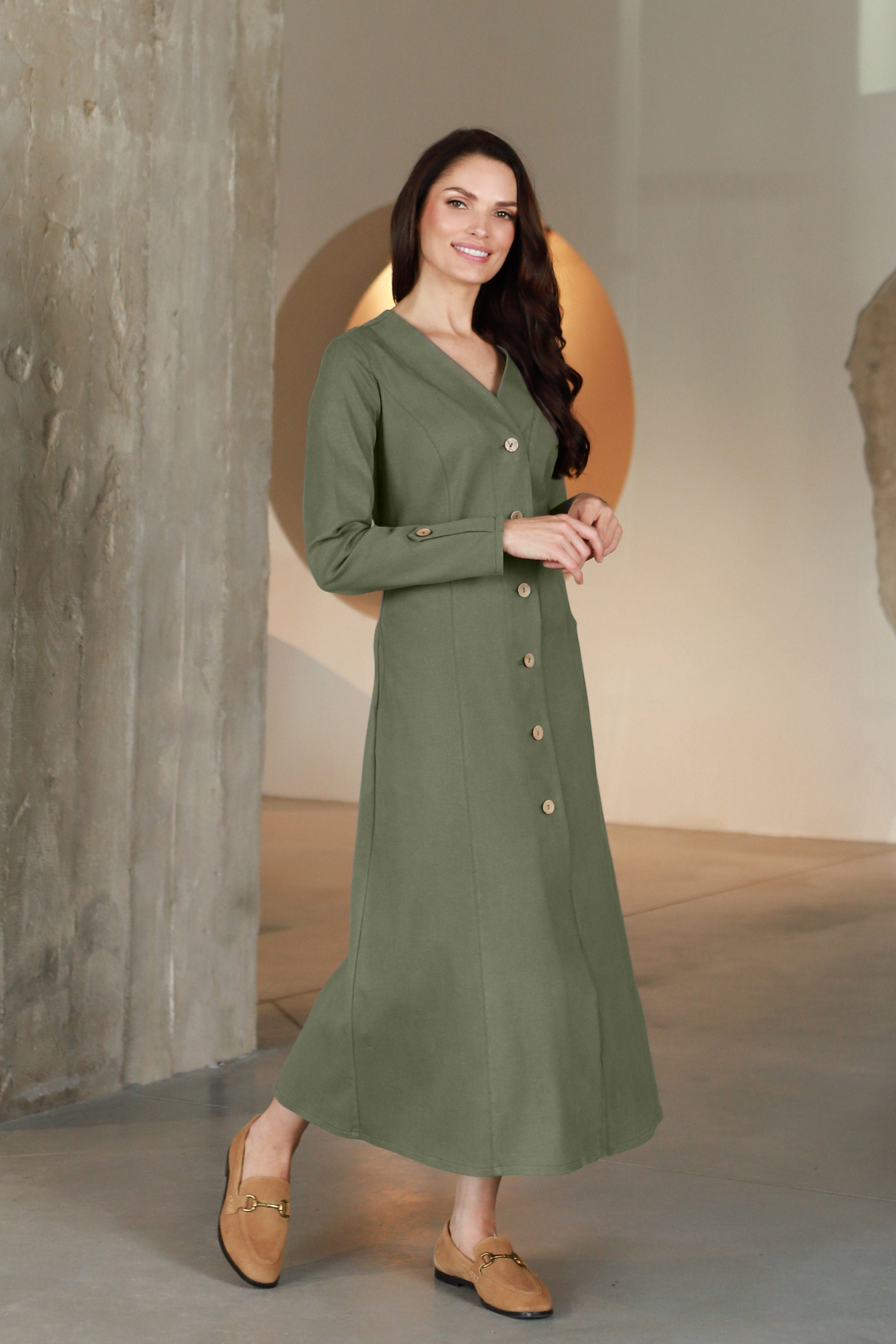 Lega midi suknelė su sagomis "Ivana Olive Grey"