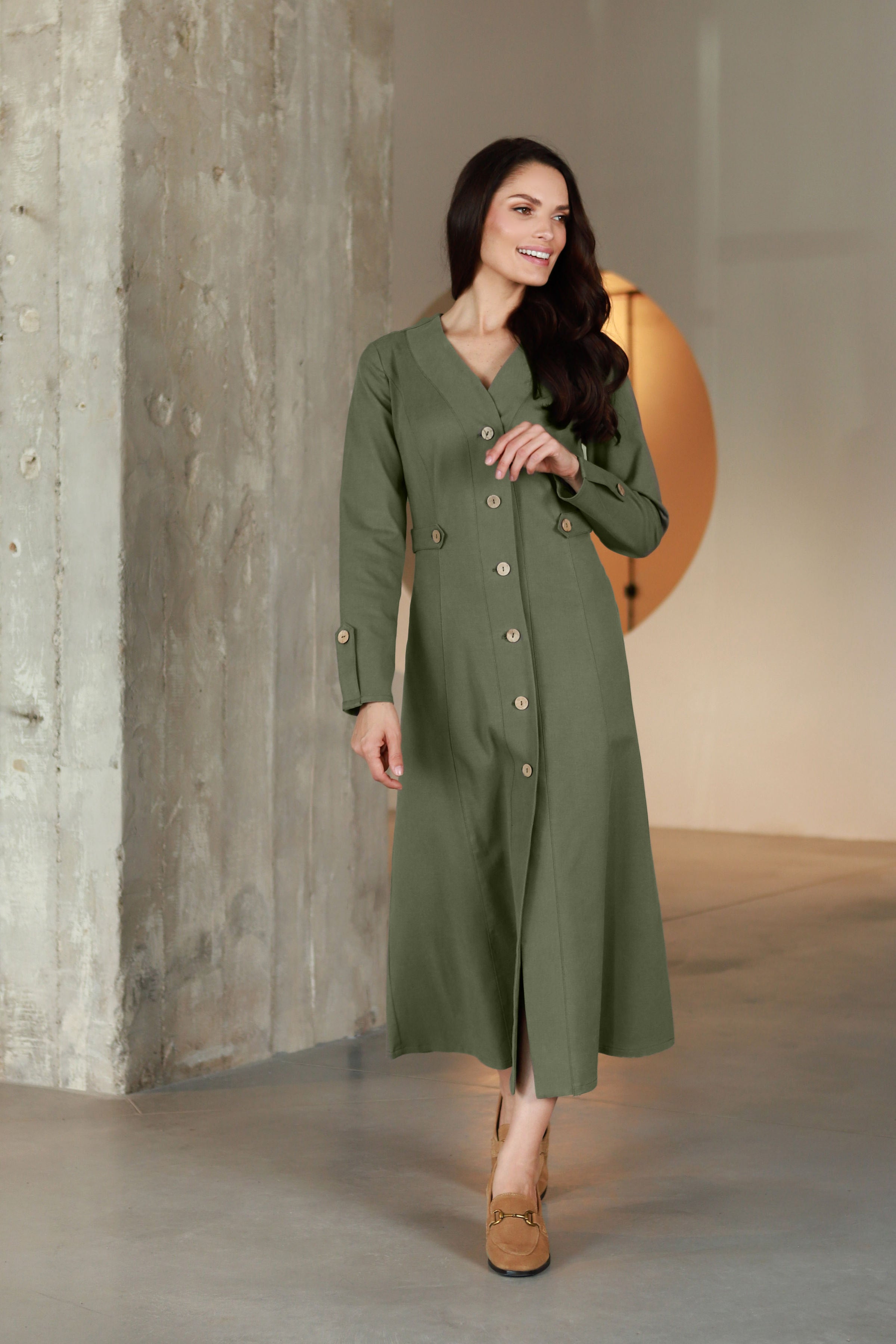 Lega midi suknelė su sagomis "Ivana Olive Grey"