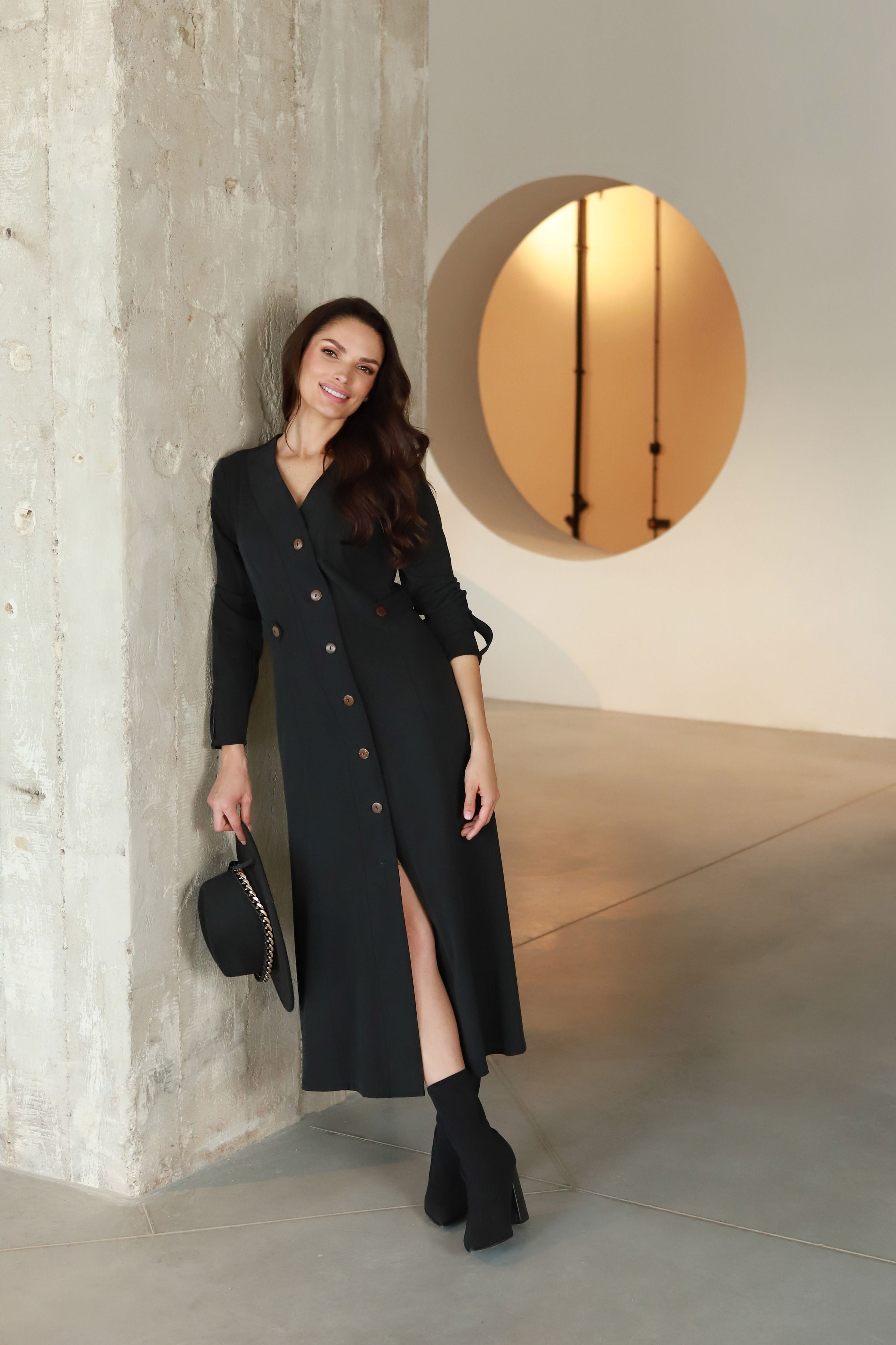 Lega midi suknelė su sagomis "Ivana Graphite Black"