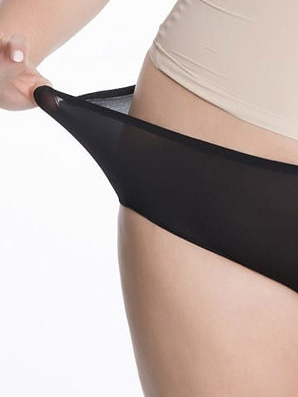 Julimex супер эластичные безшевные трусики с завышенной талией "Flexi-One Maxi Black"