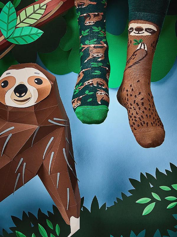 Many Mornings unisex medvilninės kojinės "Sloth Life Green - Brown"