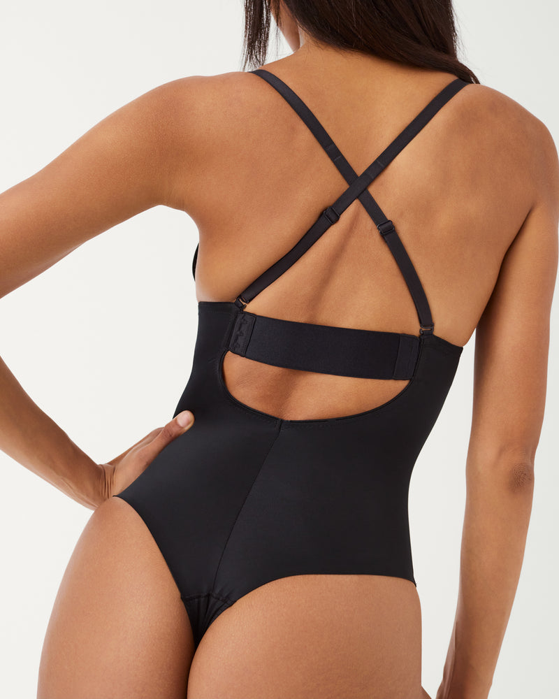 Spanx koreguojantis bodis