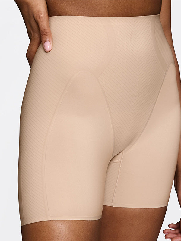 Triumph koreguojantys aukšto juosmens šortukai "BMU Illusion Curve HW Nude"