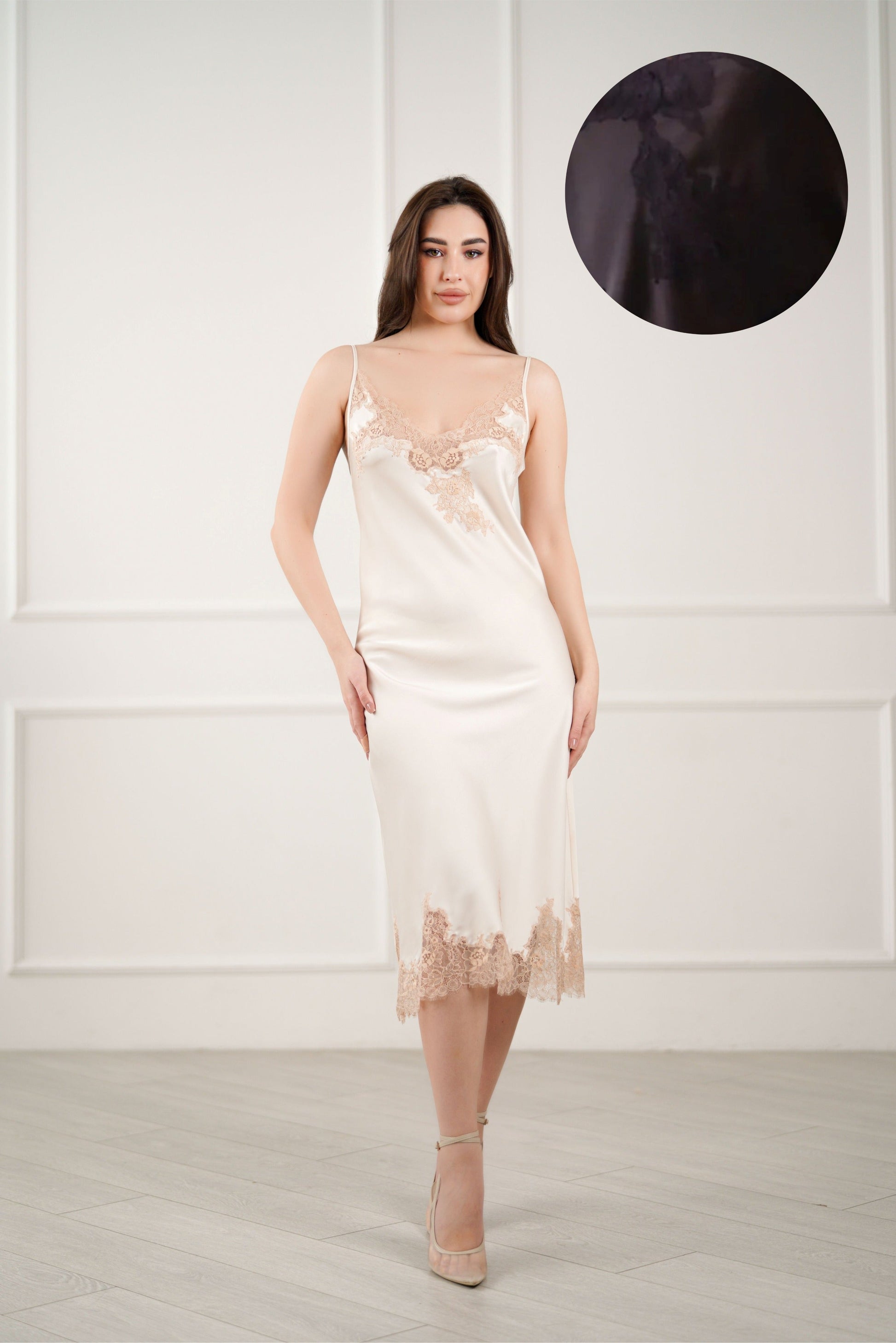 juodo šilko moteriški naktinukai