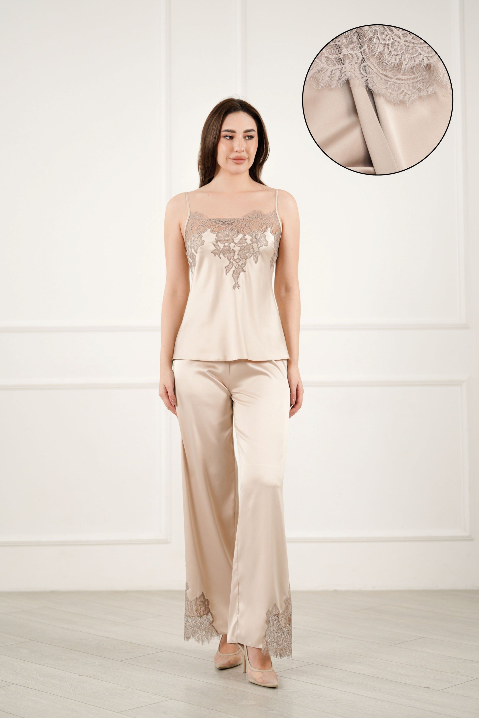 šilkinės moteriškos pižamos