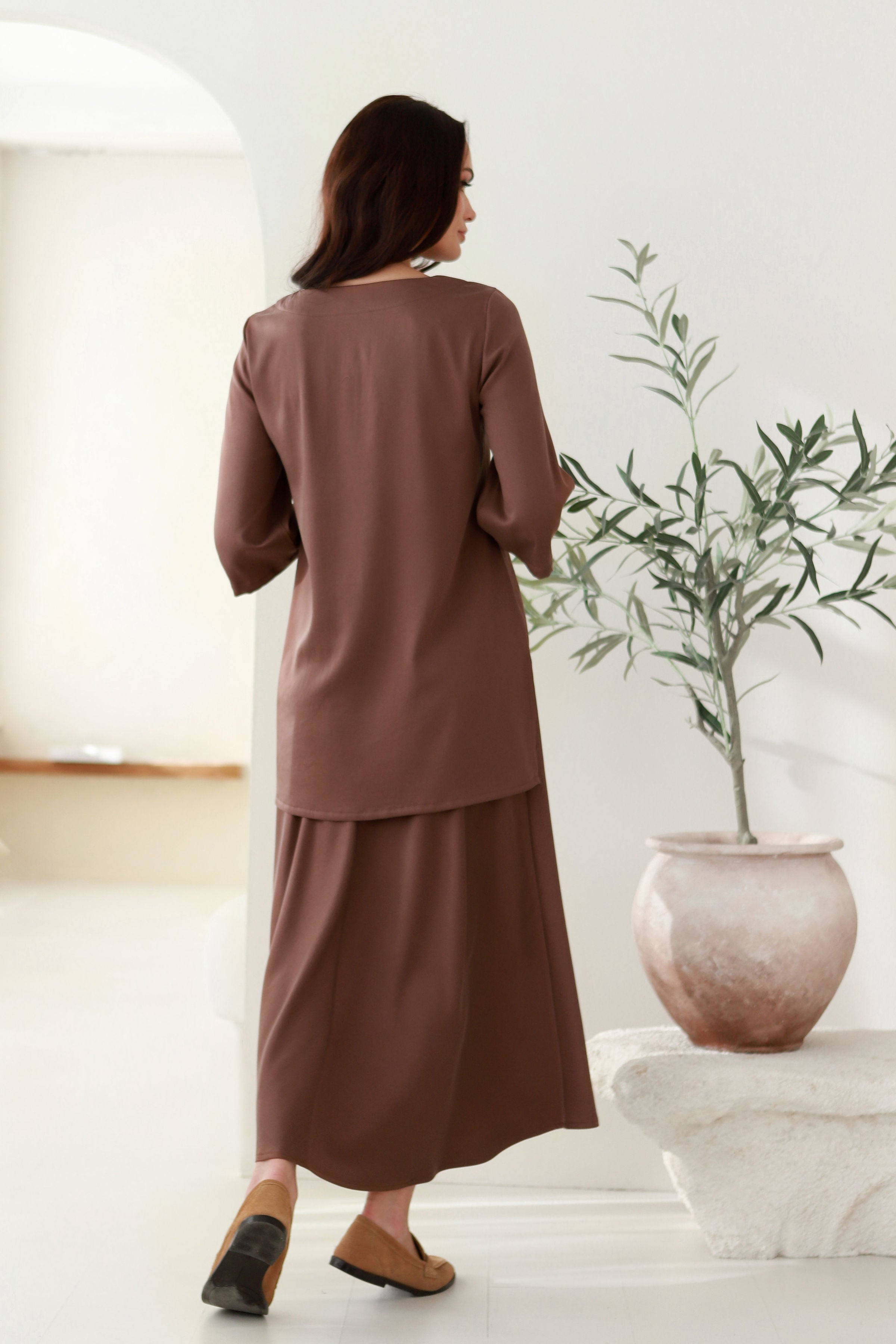 elegantiškas midi sijonas