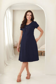 stilinga lininė suknelė