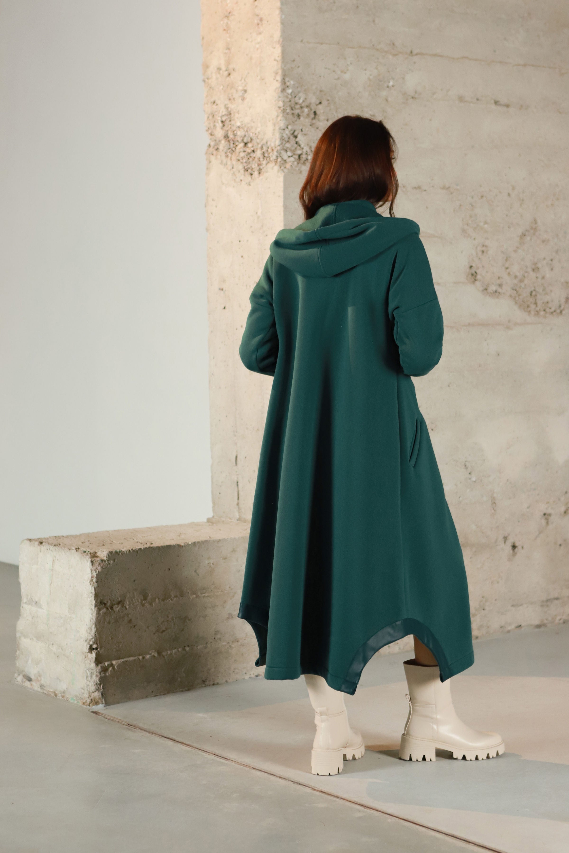Lega ilgas kardiganas su pūkeliu iš vidaus "Aurelia Deep Green"