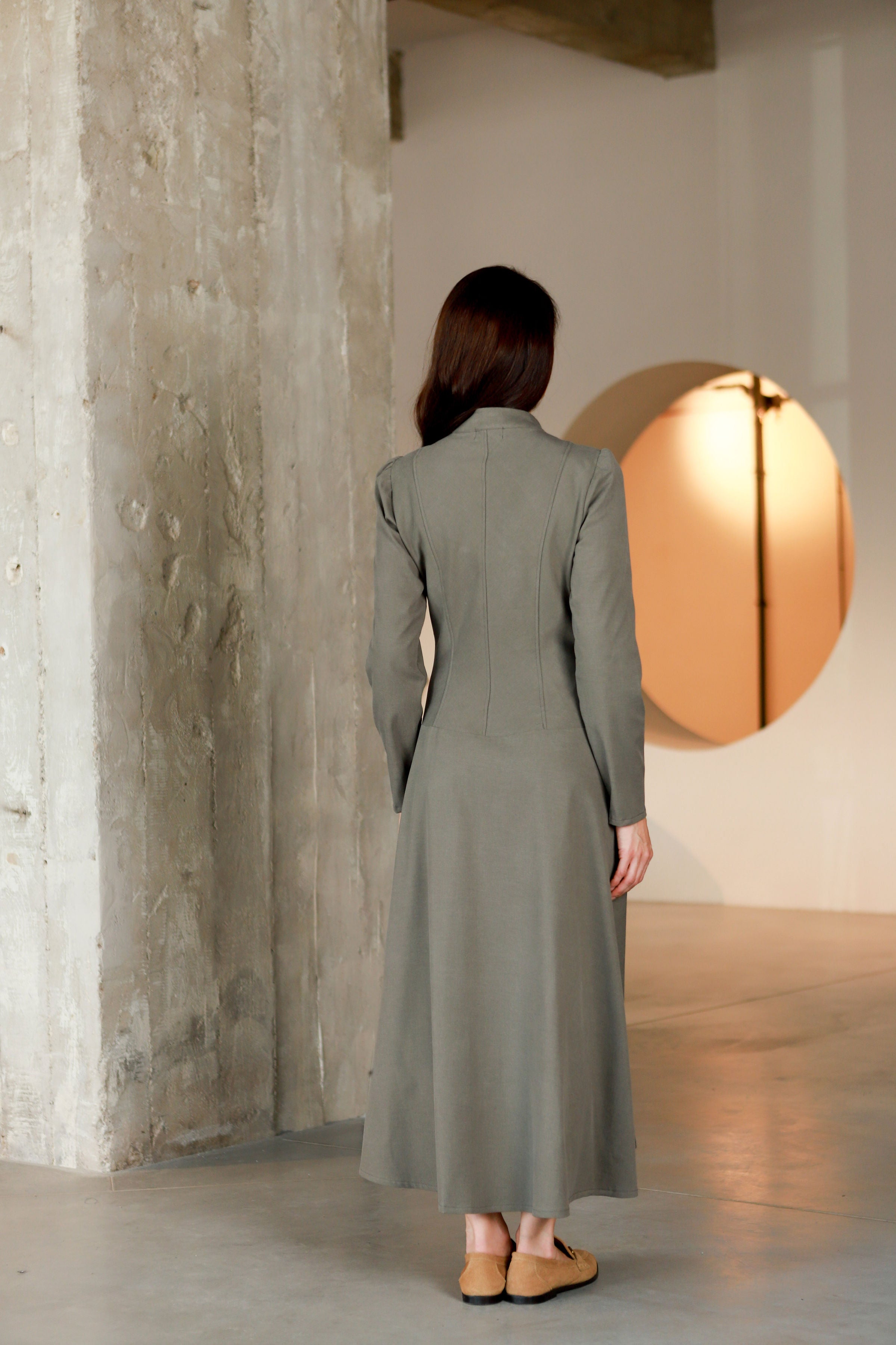 Lega ilga A silueto suknelė "Elara Grey"