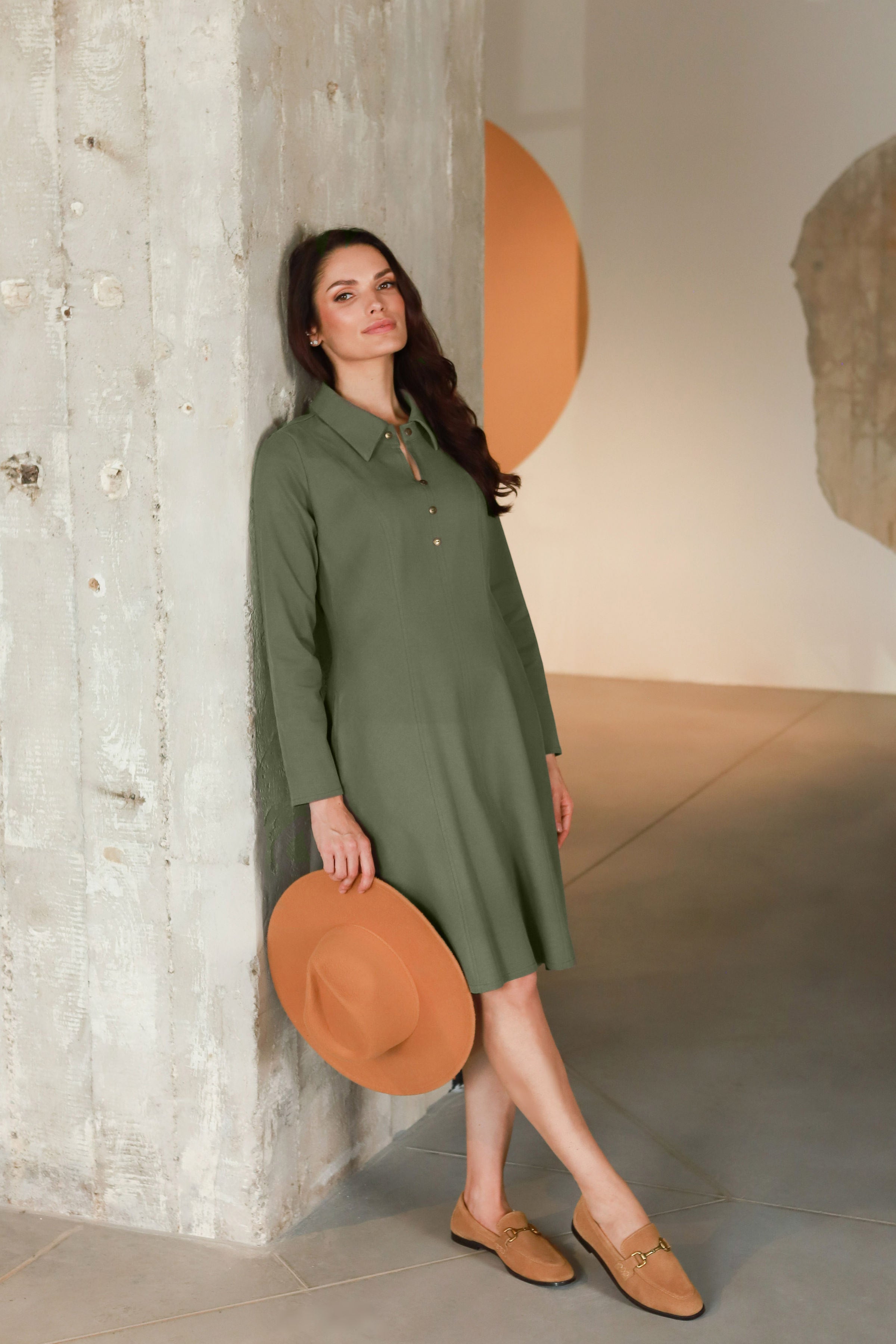 Lega įliemenuota suknelė "Michelle Olive Grey"