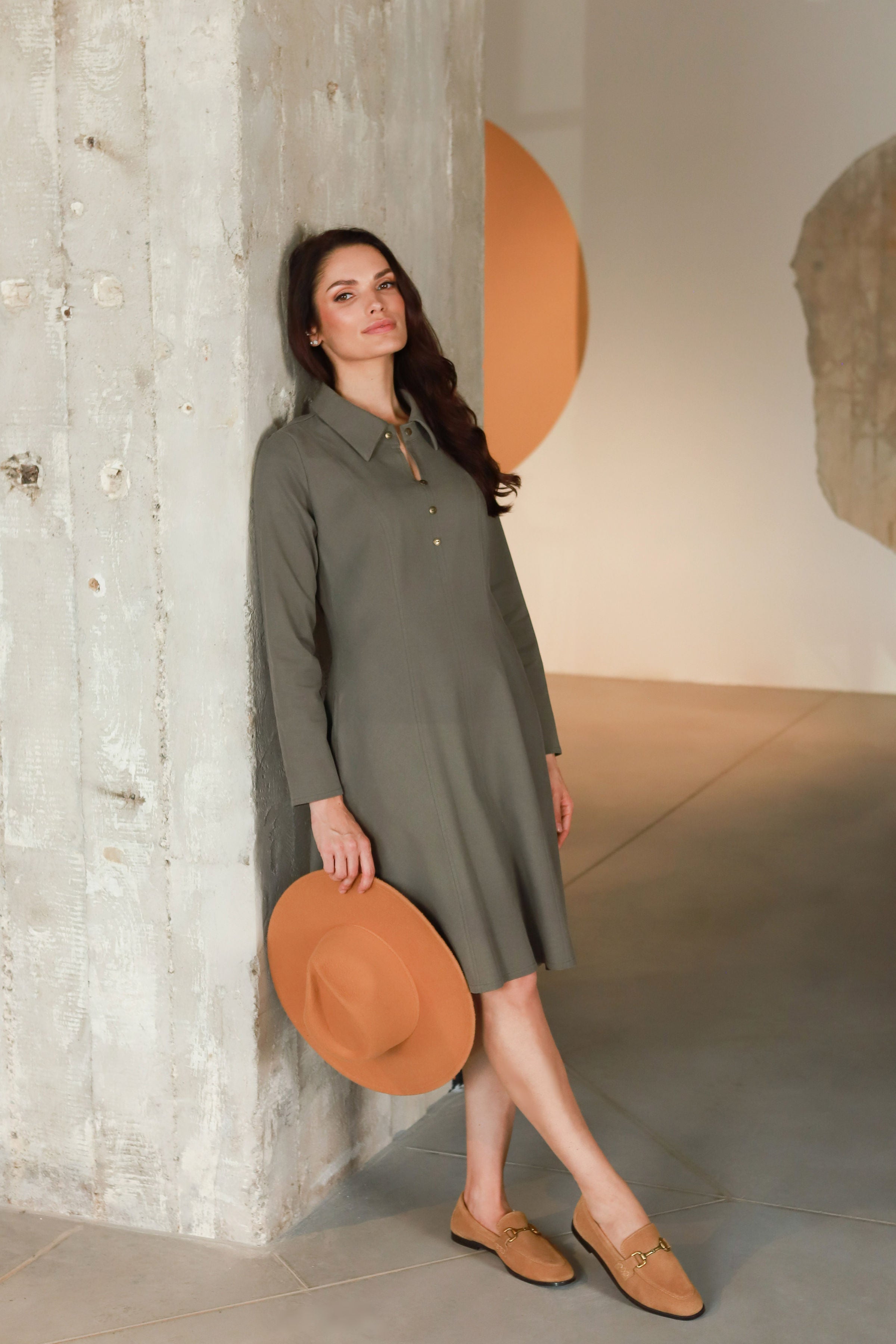 Lega įliemenuota suknelė "Michelle Grey"