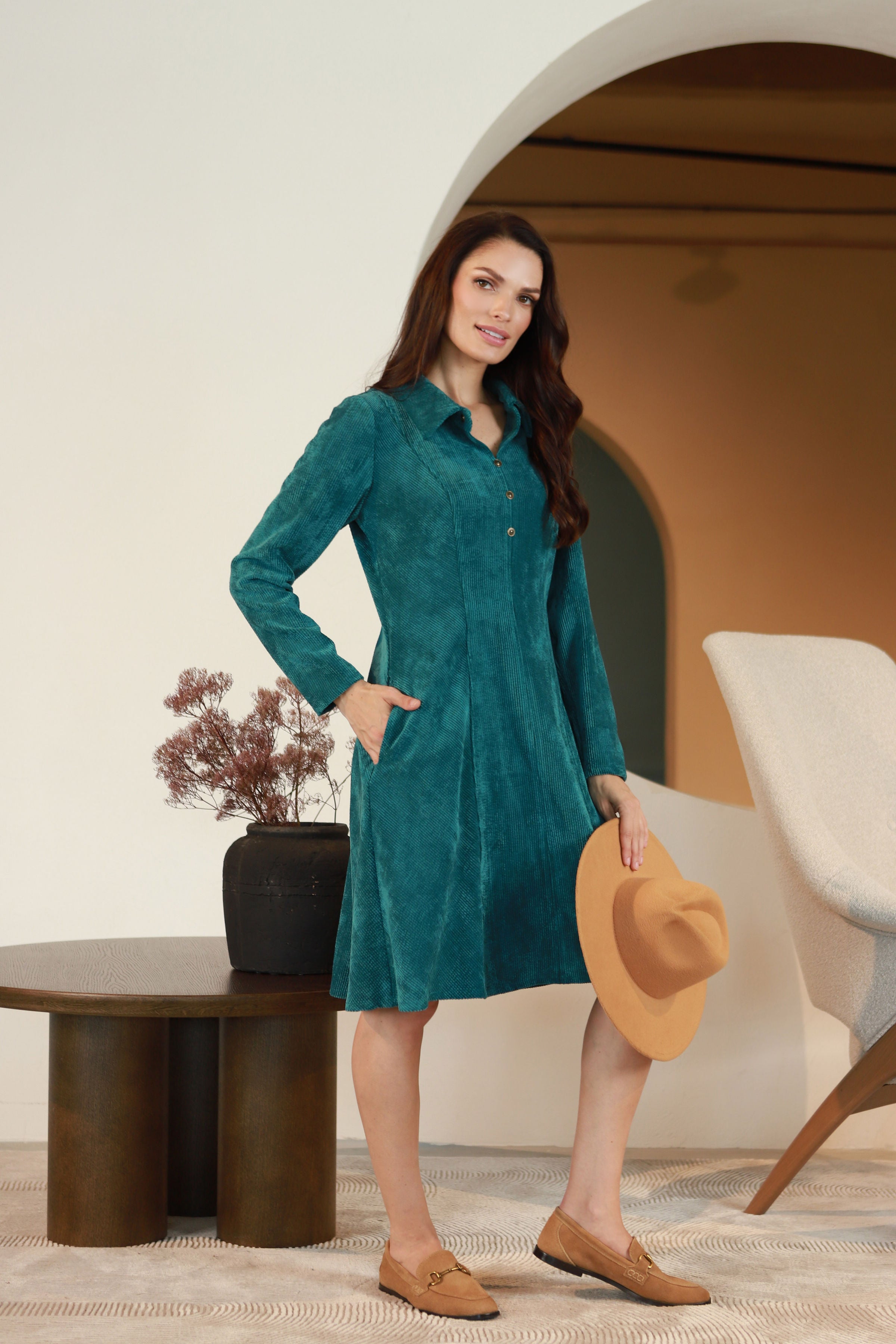 Lega įliemenuota velvetinė suknelė "Noemi Turquoise Velvet"
