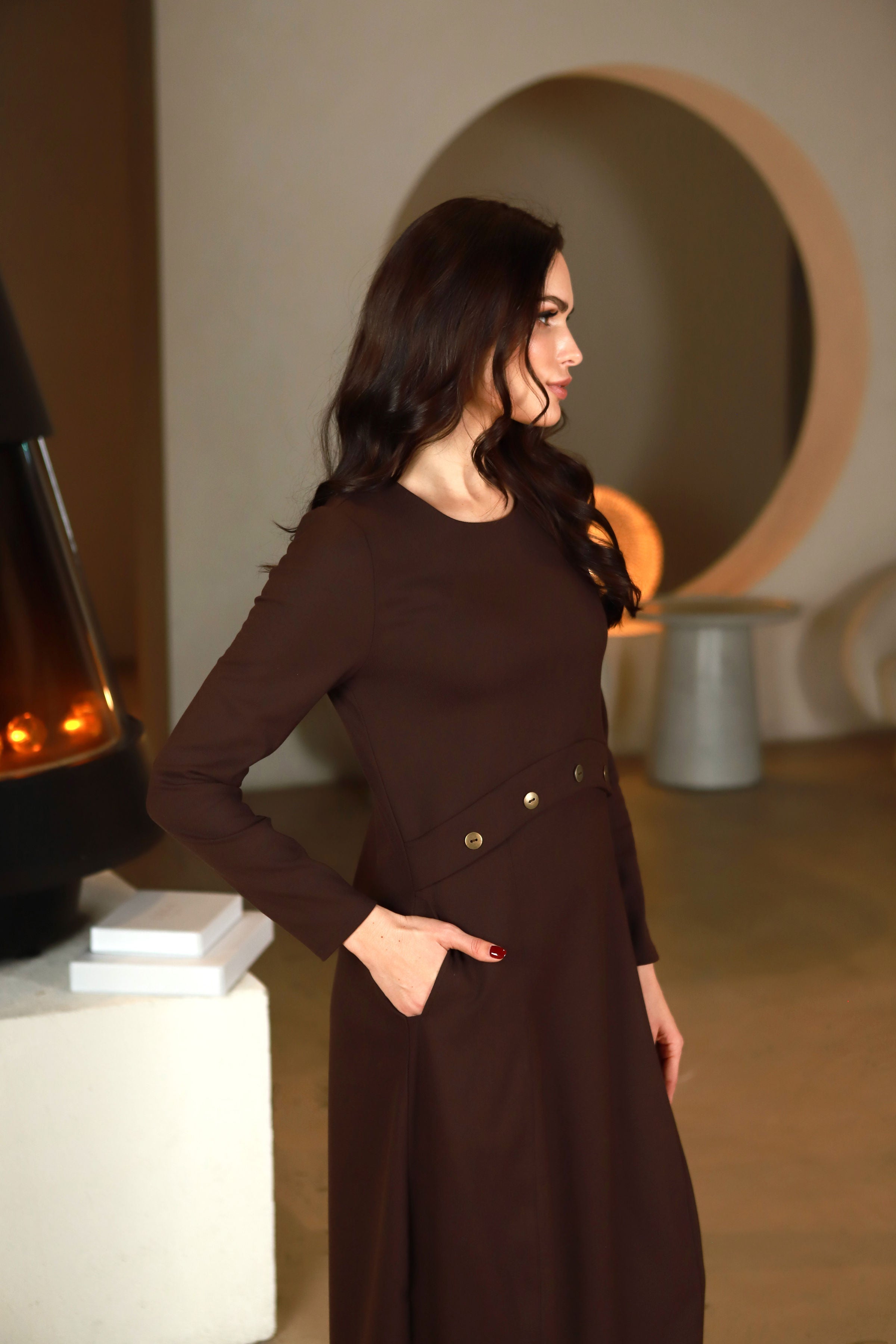 Lega ilga suknelė "Nora Chocolate"