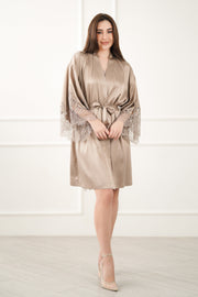 trumpas šilko chalatas