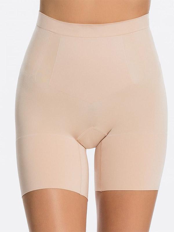 Spanx stipriai formuojantys šortukai "OnCore Mid-Thigh Nude"