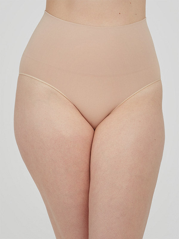 Spanx koreguojančios paaukštinto juosmens kelnaitės iš perdirbto nailono 
