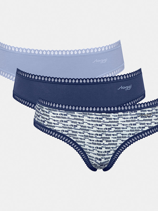 Sloggi 3 medvilninių hipster kelnaičių komplektas "Go Crush White - Blue - Dark Blue"