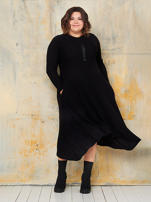 Lega Knitted Midi Dress Vanda Black