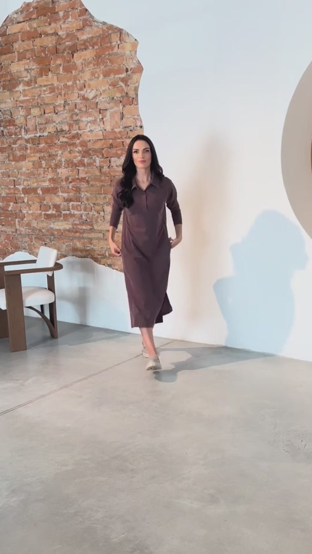 Load video: ilga suknelė su apykakle judesyje